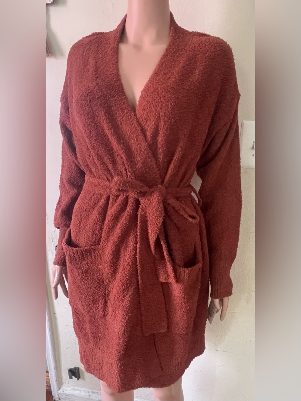 STARS ABOVE • ROBES - Picture 4 of 8